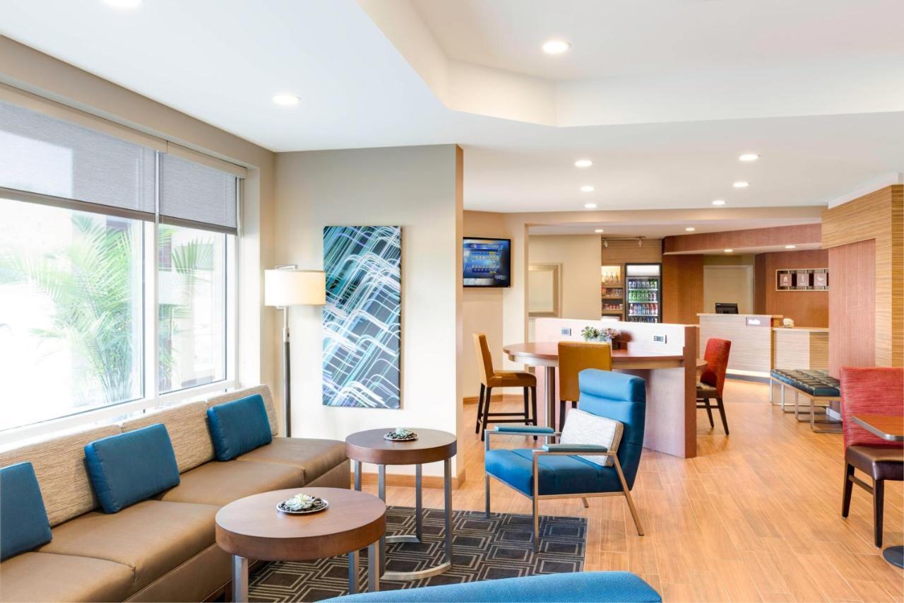 Towneplace Suites By Marriott Houston Baytown Exterior foto